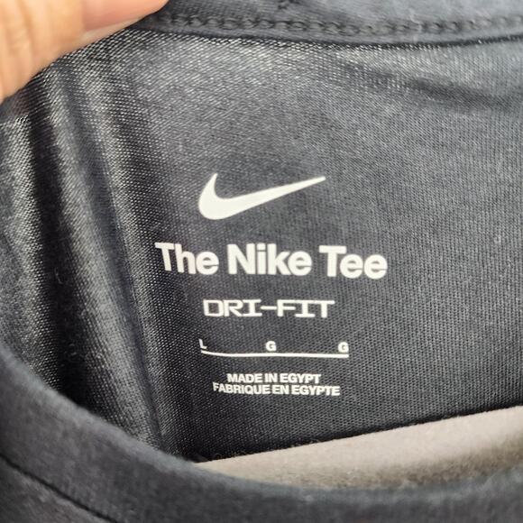 New NWT Nike Men's The Nike Tee Dri- Fit‎ Black Logo Size Large - Picture 4 of 5